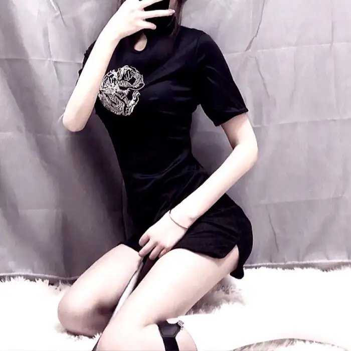 初行